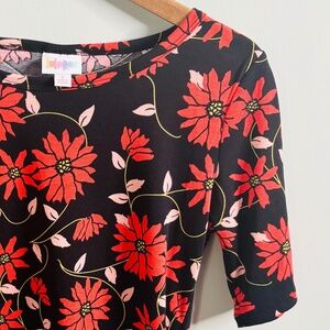Lula Roe Flora Accent Top Size S